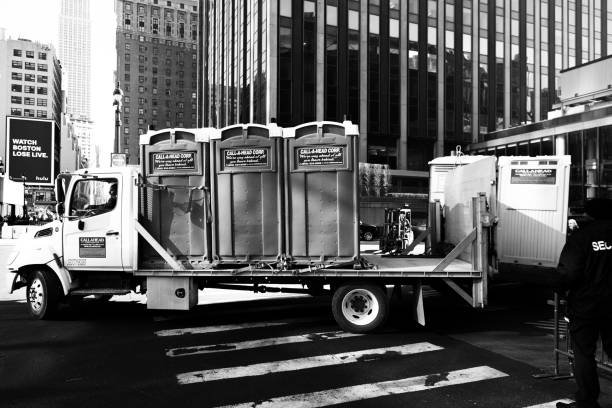 Best Porta potty delivery and setup  in Bohemia, NY